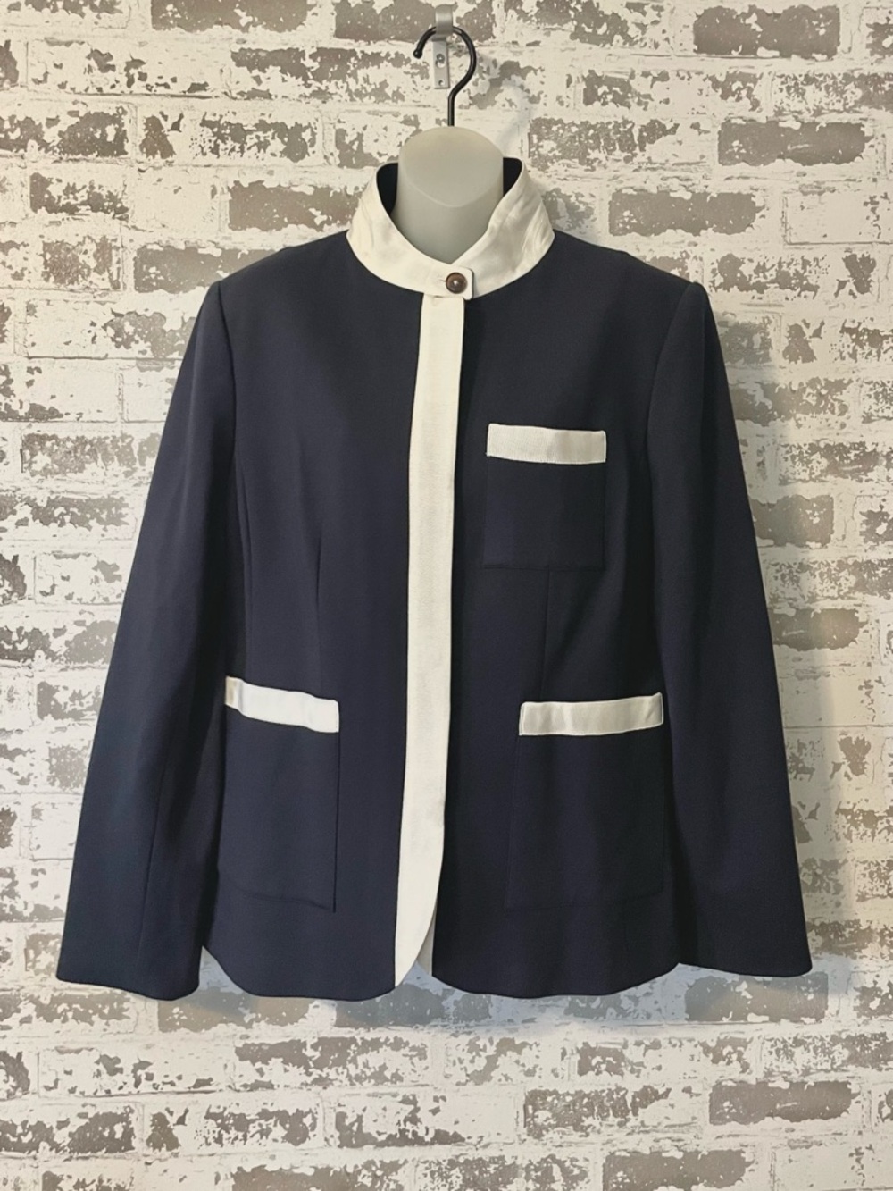 Tommy Hilfiger Navy Blazer Jacket Contrast Trim Classic Preppy Chic Size 16 - Picture 2 of 7